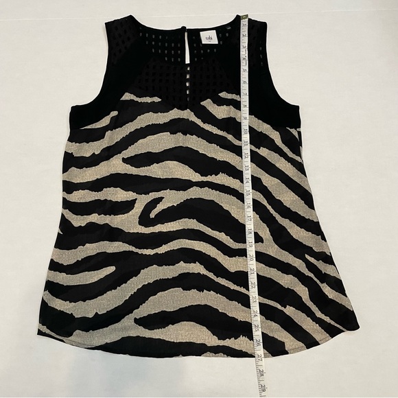 CAbi  Zebra Print Sleeveless Top Sz Sm - Picture 7 of 7